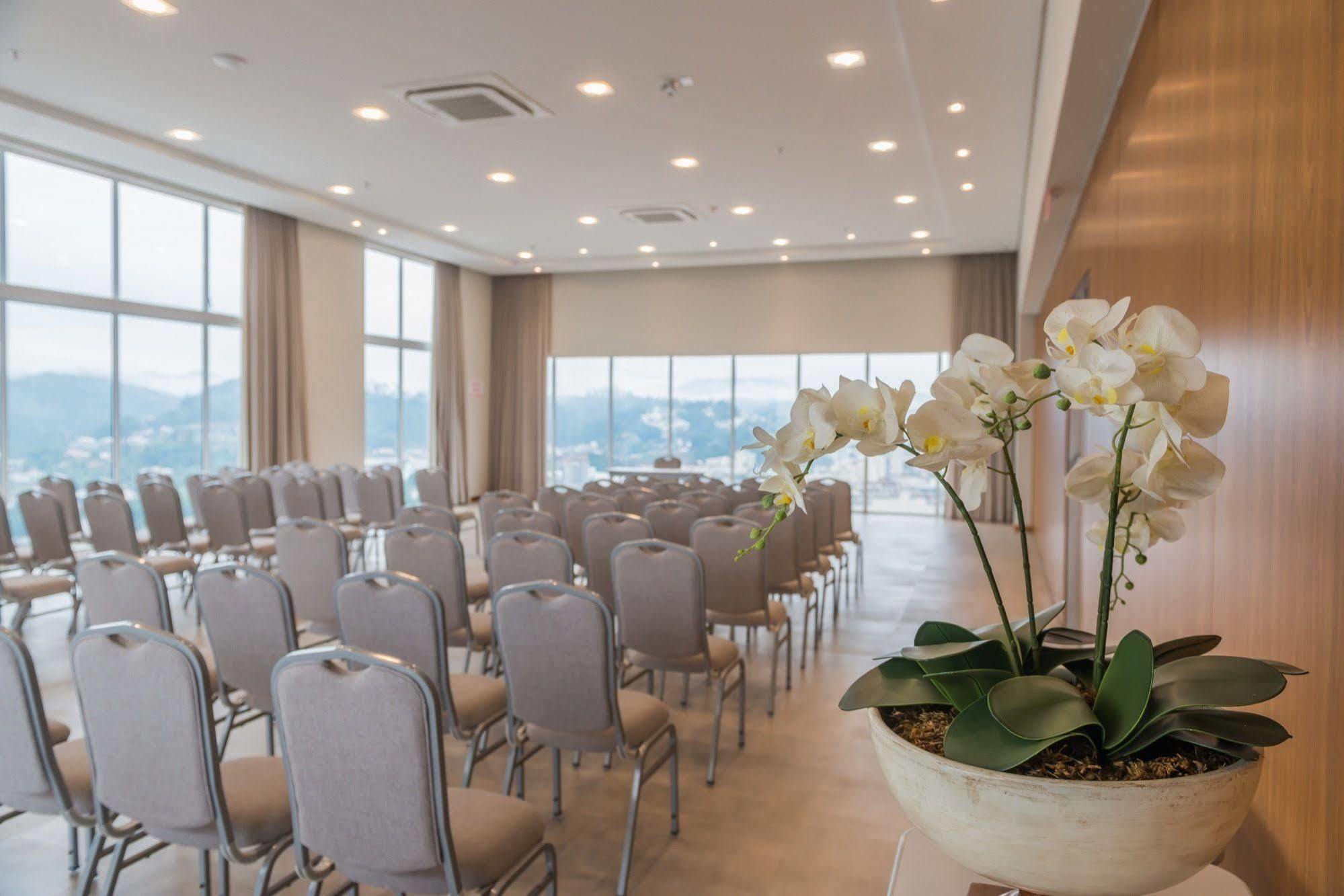 Tri Hotel Executive ברוסקה מראה חיצוני תמונה